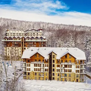 https://apartamenty-gorna-19c-resort-royal-aparts.szklarskaporebahotels.net